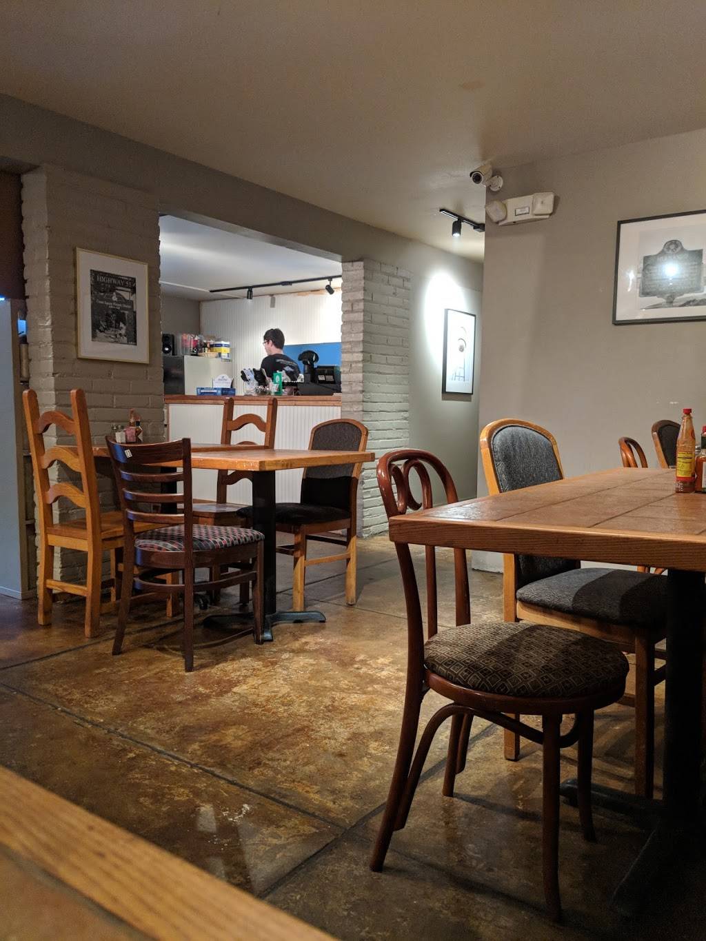 Underground Cafe | restaurant | 2476 Memphis St, Hernando, MS 38632, USA | 6622983135 OR +1 662-298-3135