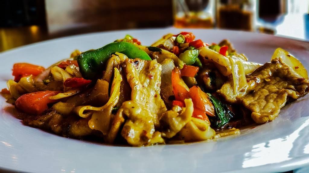 Sumittra Thai Cuisine | restaurant | 12 E Patrick St, Frederick, MD 21701, USA | 3016682303 OR +1 301-668-2303