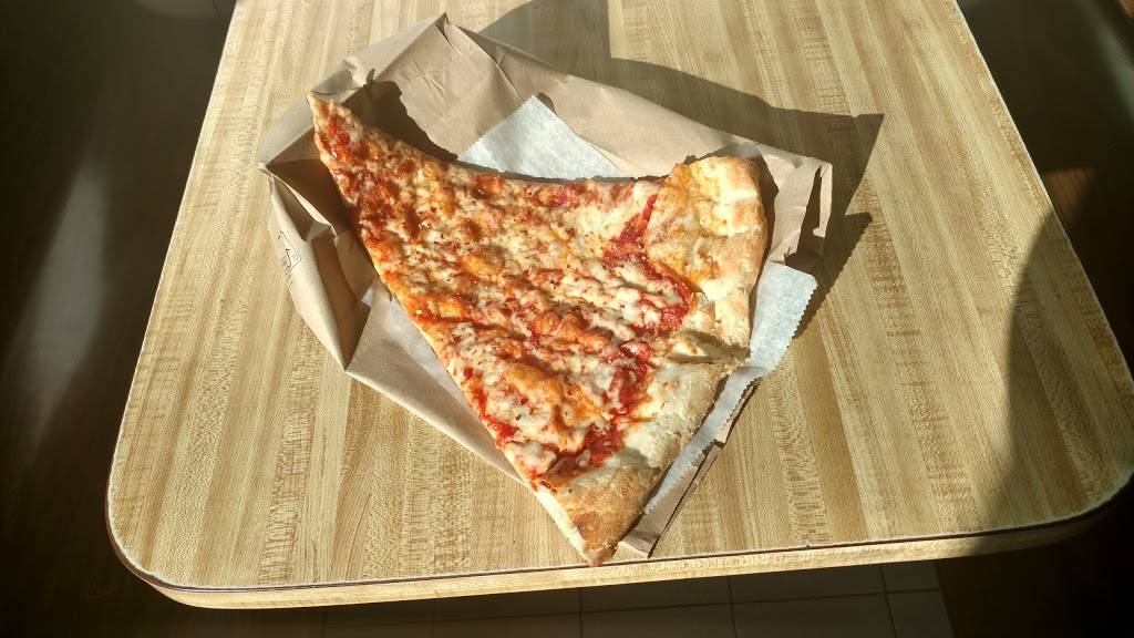 Pizza Italia | restaurant | 772 Castle Hill Ave, Bronx, NY 10473, USA | 7188296280 OR +1 718-829-6280