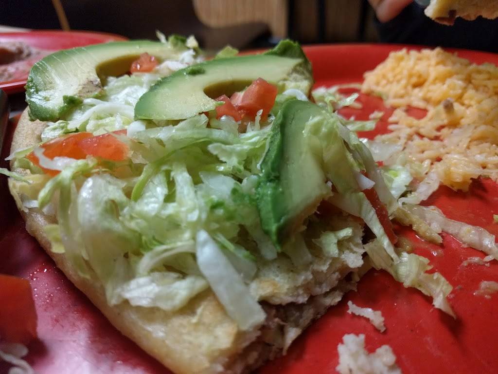 Algonquin Mexican Restaurant | restaurant | 648 S Main St, Algonquin, IL 60102, USA | 8474581390 OR +1 847-458-1390