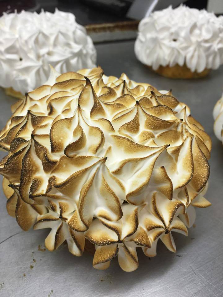 Seasoning Bistro | restaurant | 506 Public Square, Benton, IL 62812, USA | 6184393003 OR +1 618-439-3003