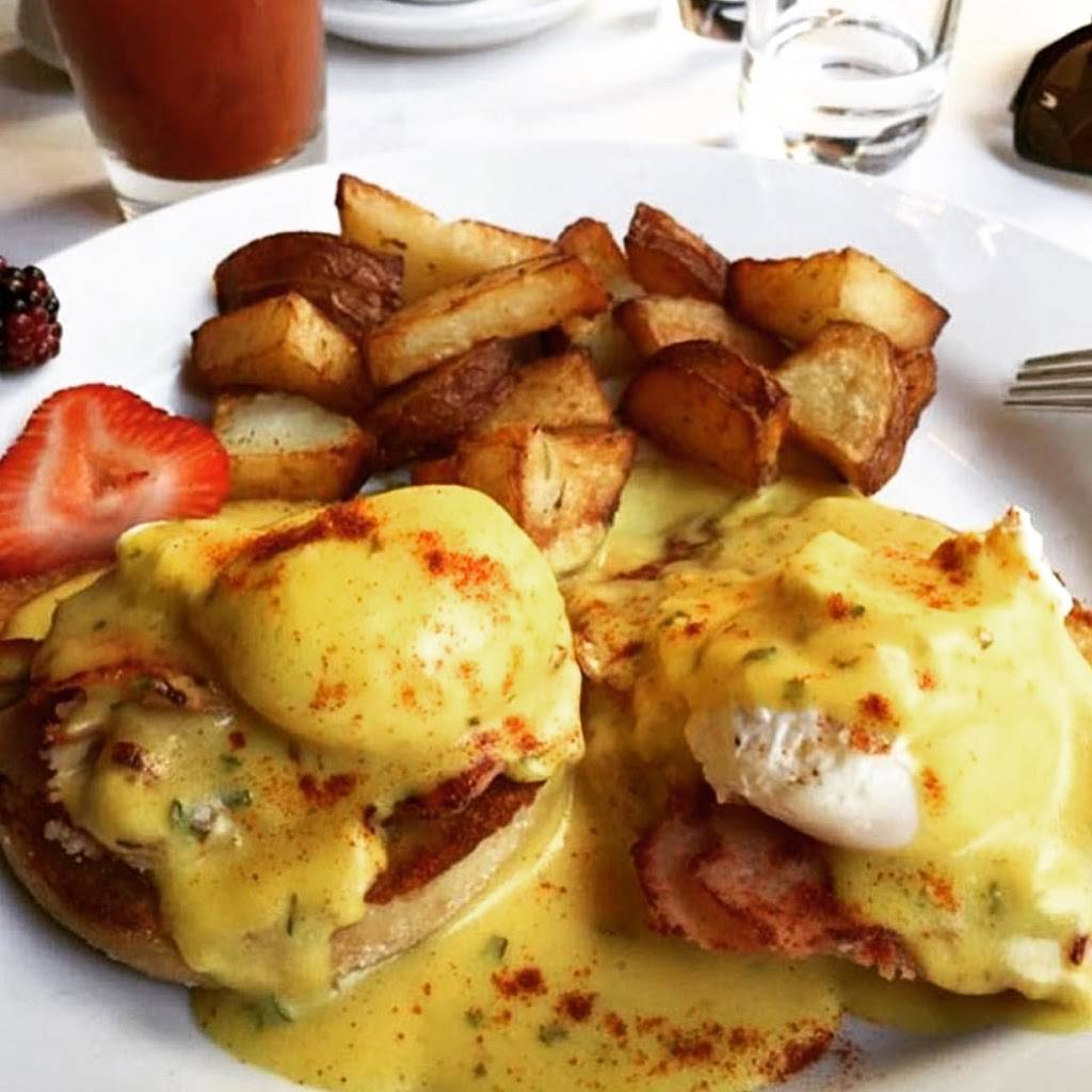 Toscanas at the Tower | restaurant | 1801 Colorado Ave #190, Turlock, CA 95382, USA | 2092163555 OR +1 209-216-3555