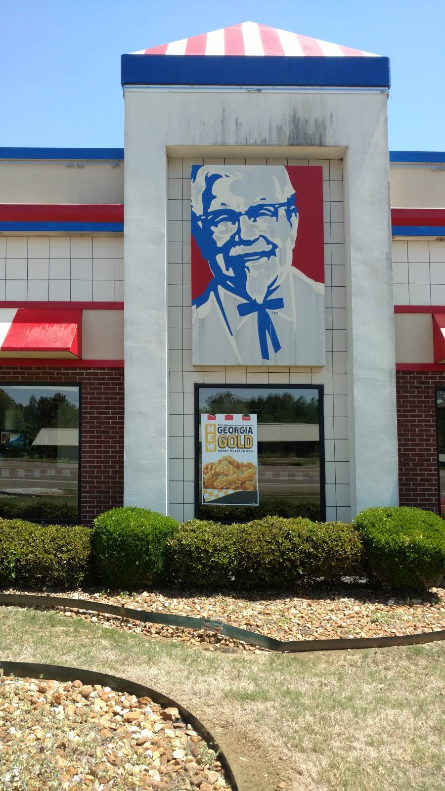KFC | restaurant | 2560 Anderson Ave, Brownsville, TN 38012, USA | 7317726048 OR +1 731-772-6048