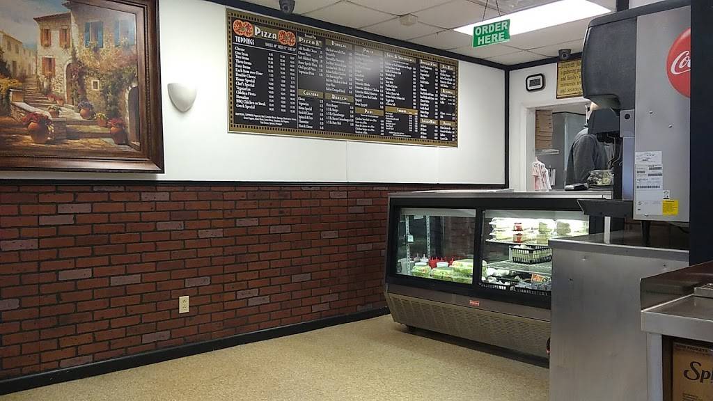 Rickos Pizzeria and Italian Cuisine | restaurant | 10330 Dayton Pike, Soddy-Daisy, TN 37379, USA | 4236828050 OR +1 423-682-8050