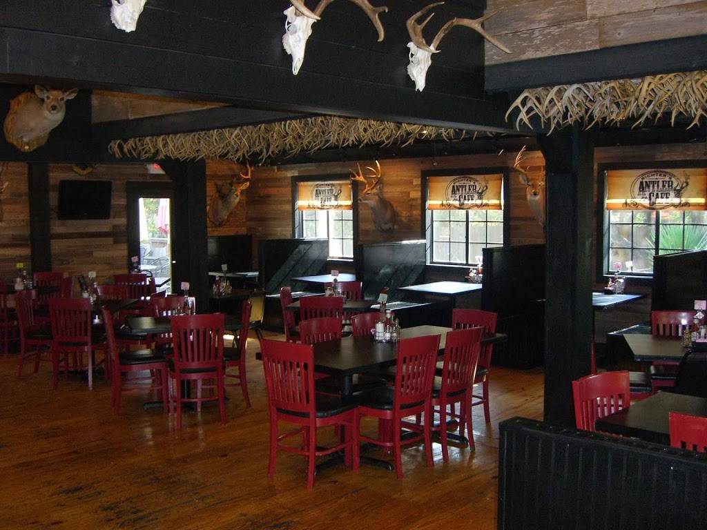 Richters Antler Cafe | cafe | 1 Sun Valley Dr, Spring Branch, TX 78070, USA | 8308856328 OR +1 830-885-6328