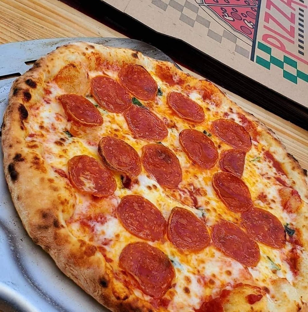 Daves Neapolitan Pizza | restaurant | 15751 San Carlos Blvd, Fort Myers, FL 33908, USA | 2392581629 OR +1 239-258-1629