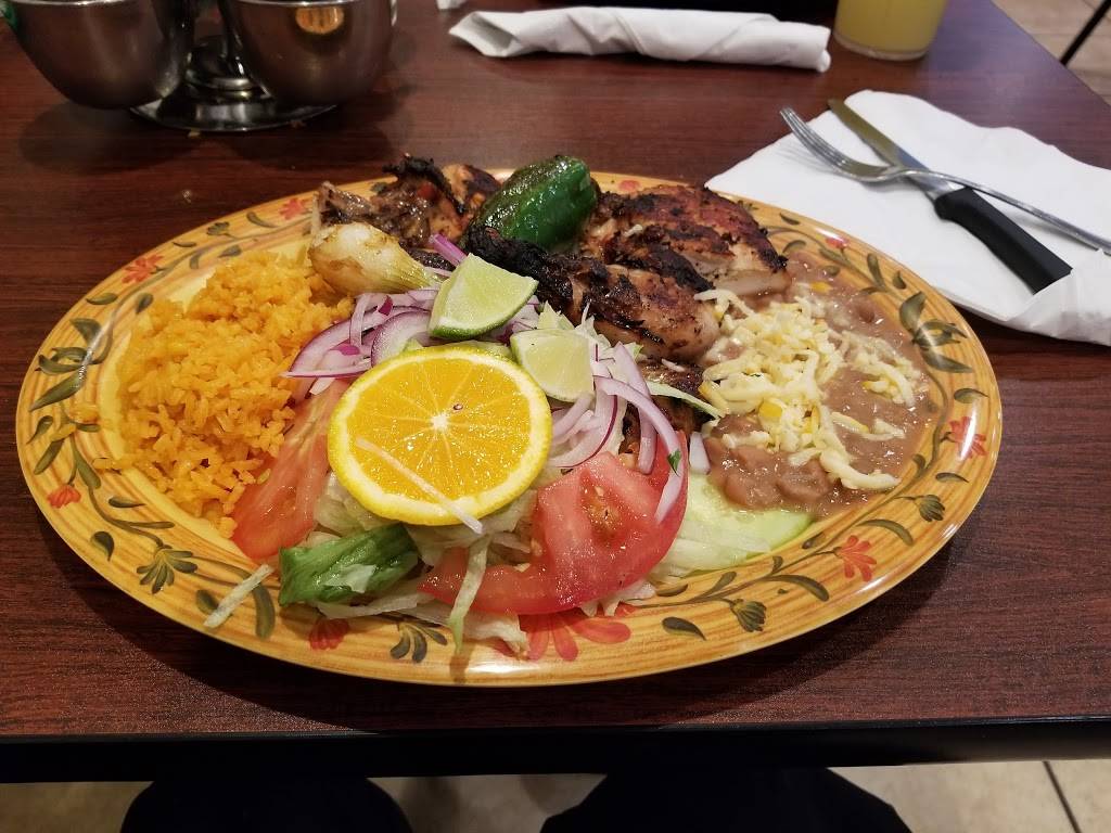 Taqueria Guadalajara | restaurant | 1926 Grand Ave, Waukegan, IL 60085, USA | 2246566524 OR +1 224-656-6524