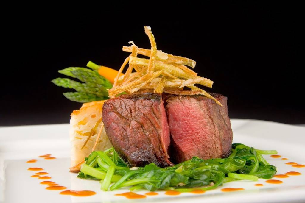 Summit House Restaurant | restaurant | 2000 E Bastanchury Rd, Fullerton, CA 92835, USA | 7146714111 OR +1 714-671-4111