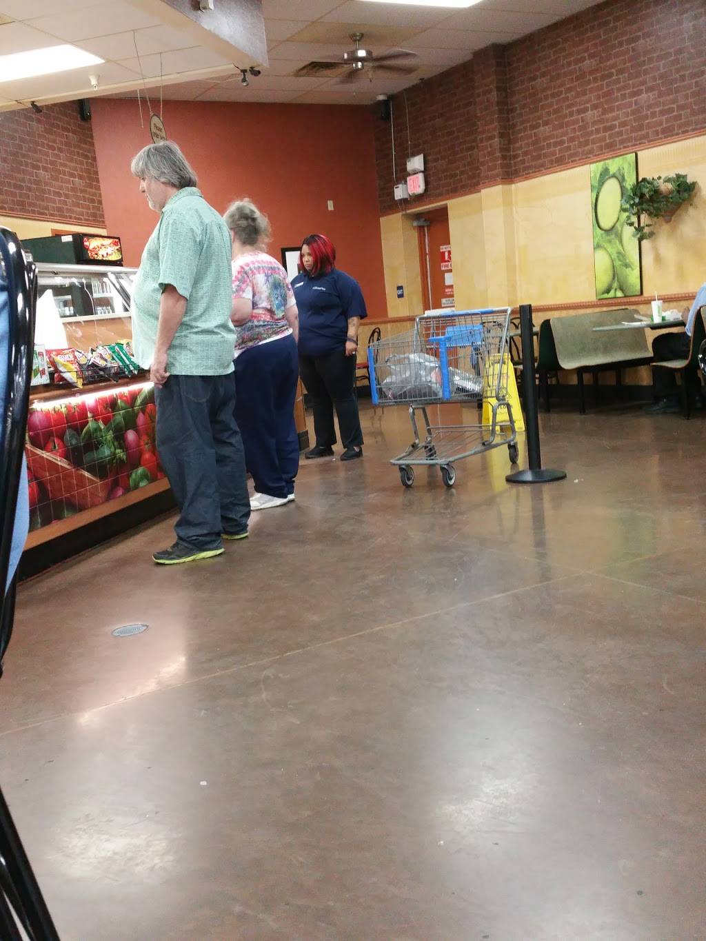 Subway | restaurant | 7100 Raggard Rd, Louisville, KY 40216, USA | 5024475787 OR +1 502-447-5787