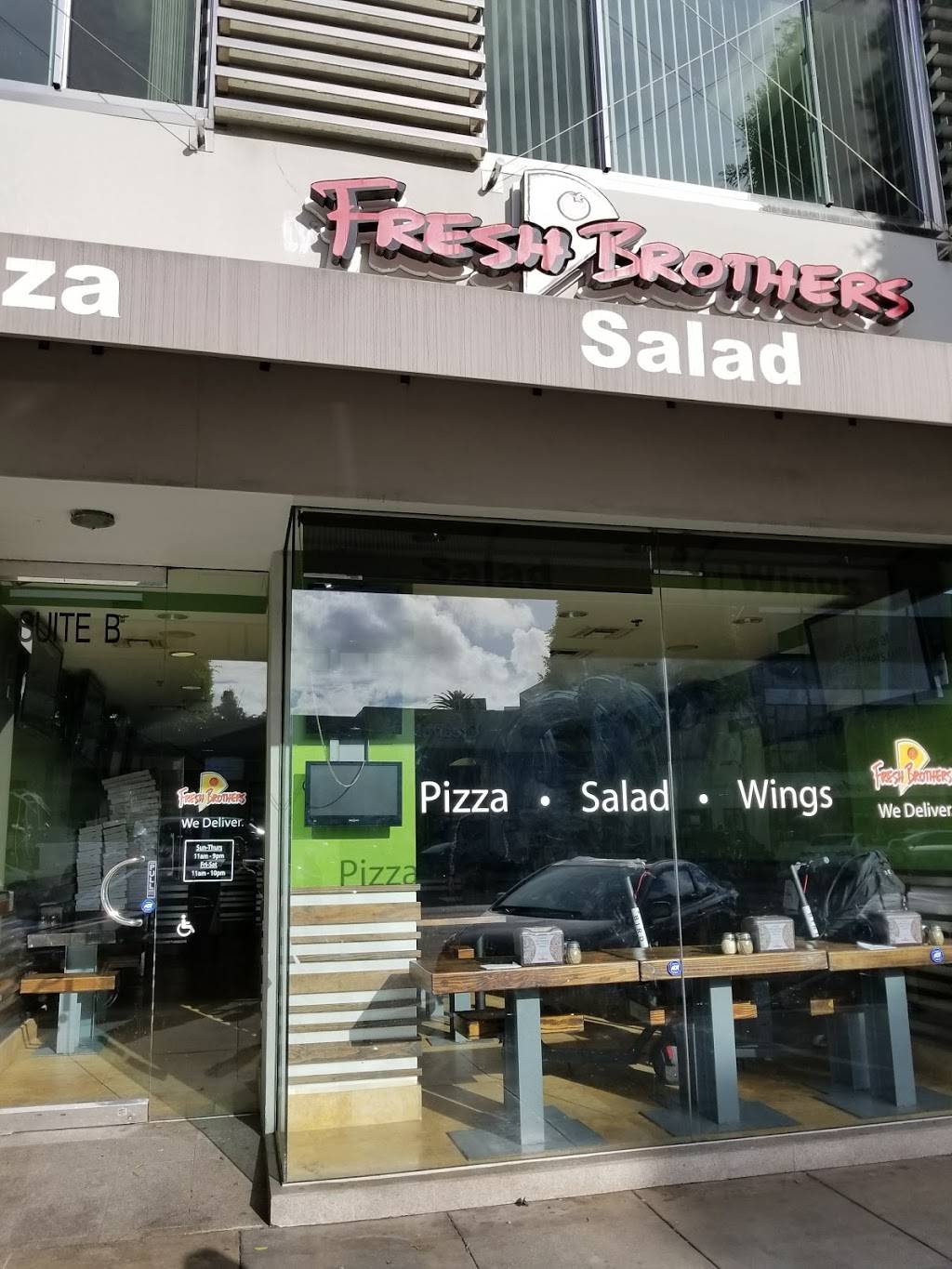 Fresh Brothers - Beverly Hills | meal delivery | 250 S Beverly Dr, Beverly Hills, CA 90266, USA | 3108609400 OR +1 310-860-9400