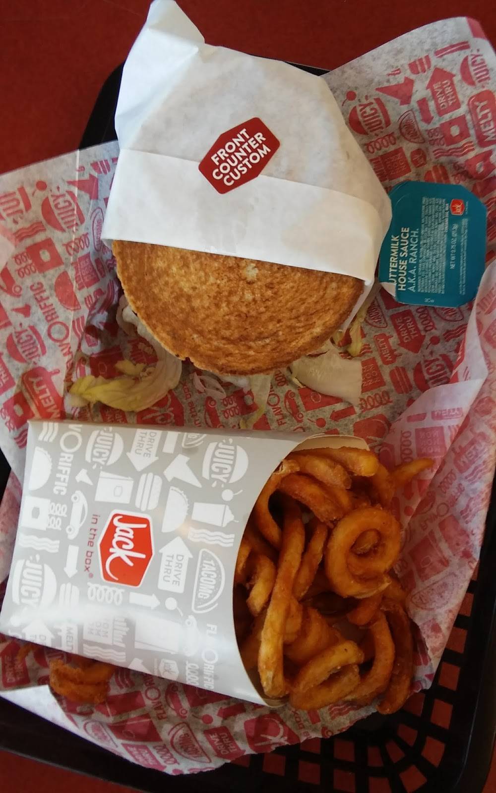 Jack in the Box | restaurant | 13648 Van Nuys Blvd, Pacoima, CA 91331, USA | 8188966362 OR +1 818-896-6362