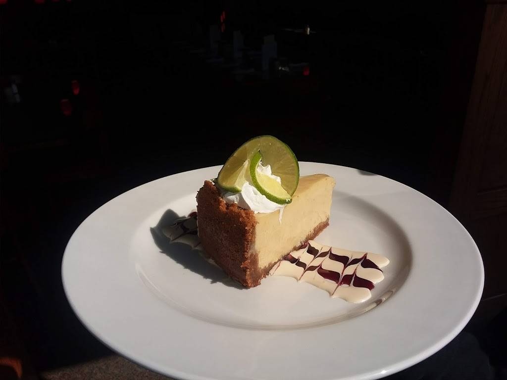 Amici’s | restaurant | 601 Airline Blvd, Portsmouth, VA 23707, USA | 7576737799 OR +1 757-673-7799