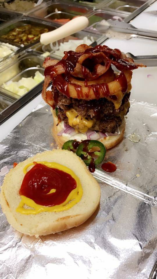 Island Burgers & Bites | restaurant | 111 Carl Winner Dr, Carolina Beach, NC 28428, USA | 9104586217 OR +1 910-458-6217