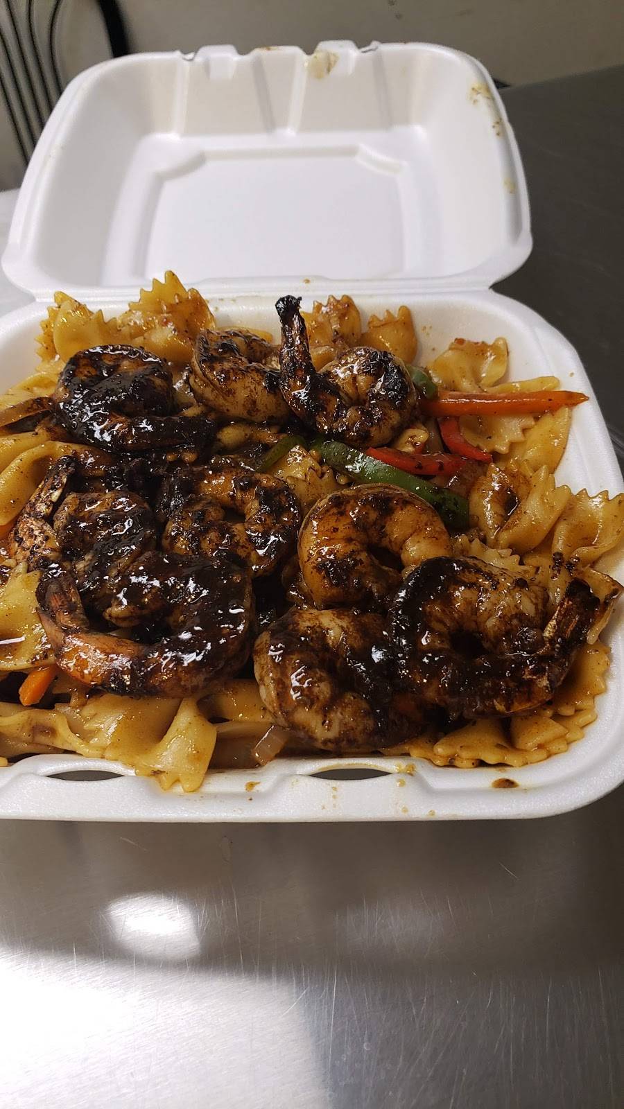 Mangos Caribbean Restaurant | restaurant | 806 Ralph David Abernathy Blvd SW, Atlanta, GA 30310, USA | 4045002851 OR +1 404-500-2851