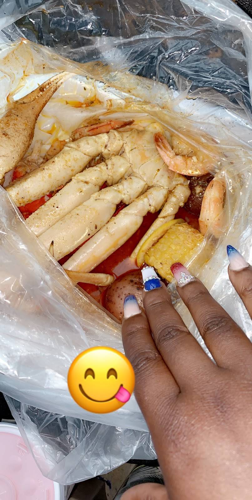 What The Crab | restaurant | 14401 US-431, Guntersville, AL 35976, USA | 2564862008 OR +1 256-486-2008