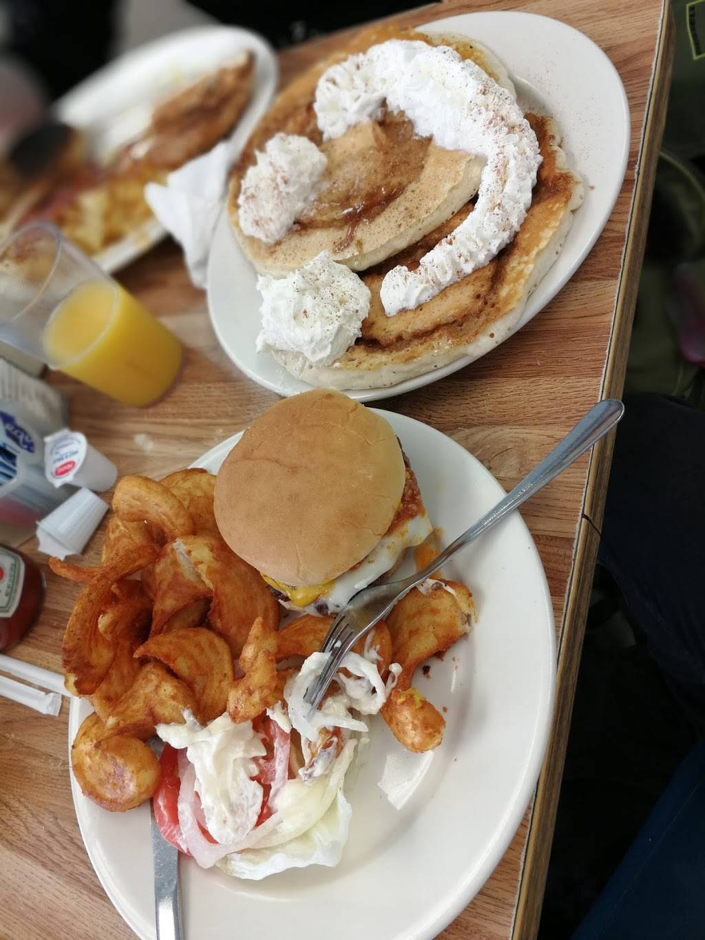 Jodys | restaurant | 419 Court St, Binghamton, NY 13904, USA | 6077719311 OR +1 607-771-9311