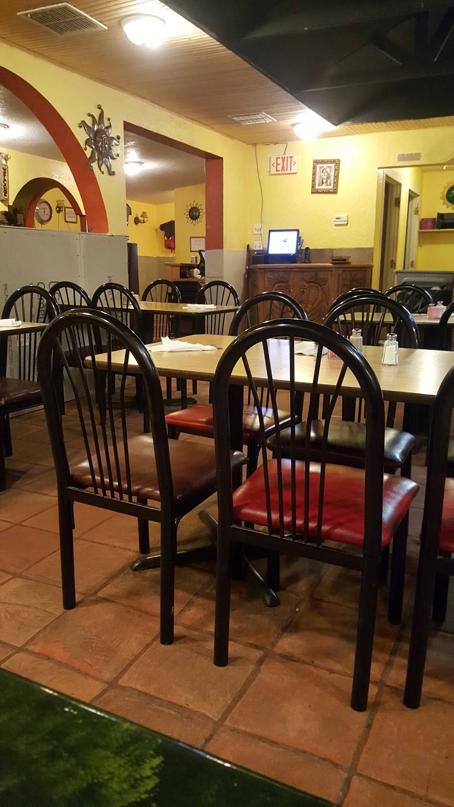 El Puente | restaurant | 2709 Malcolm, Newport, AR 72112, USA | 8705232369 OR +1 870-523-2369
