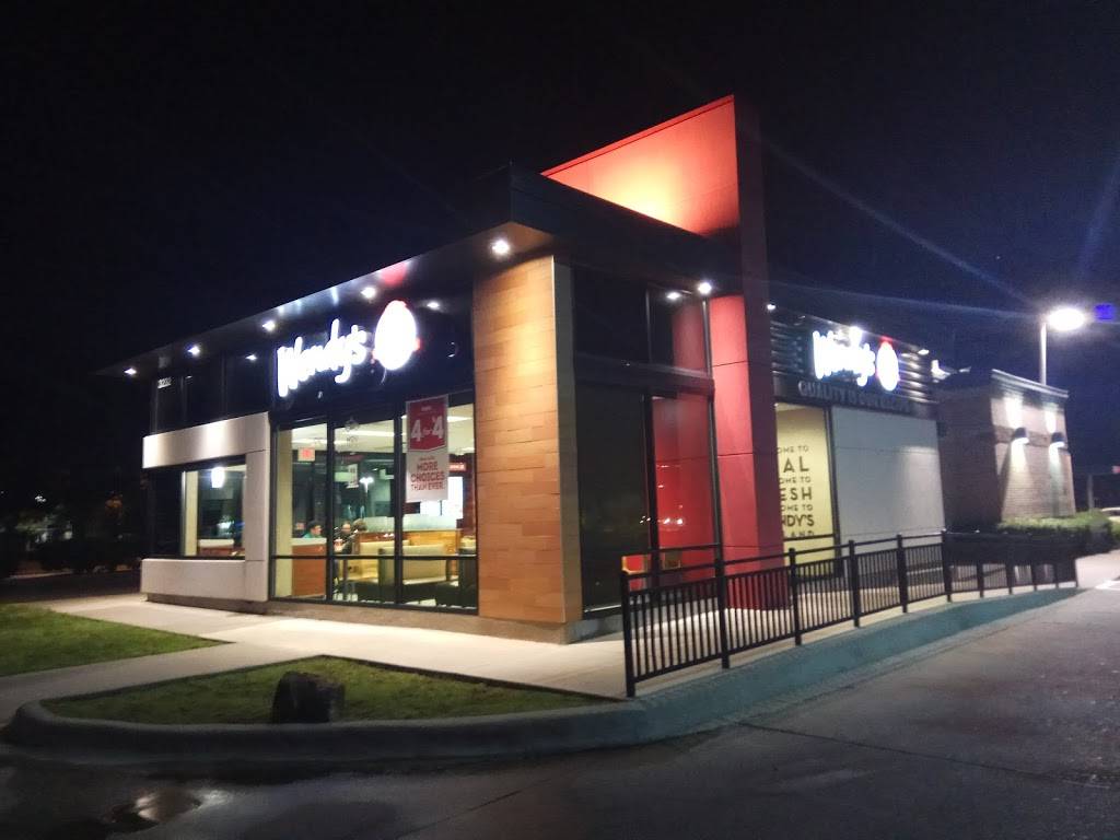 Wendys | restaurant | 3232 Lavon Dr, Garland, TX 75040, USA | 9728054463 OR +1 972-805-4463