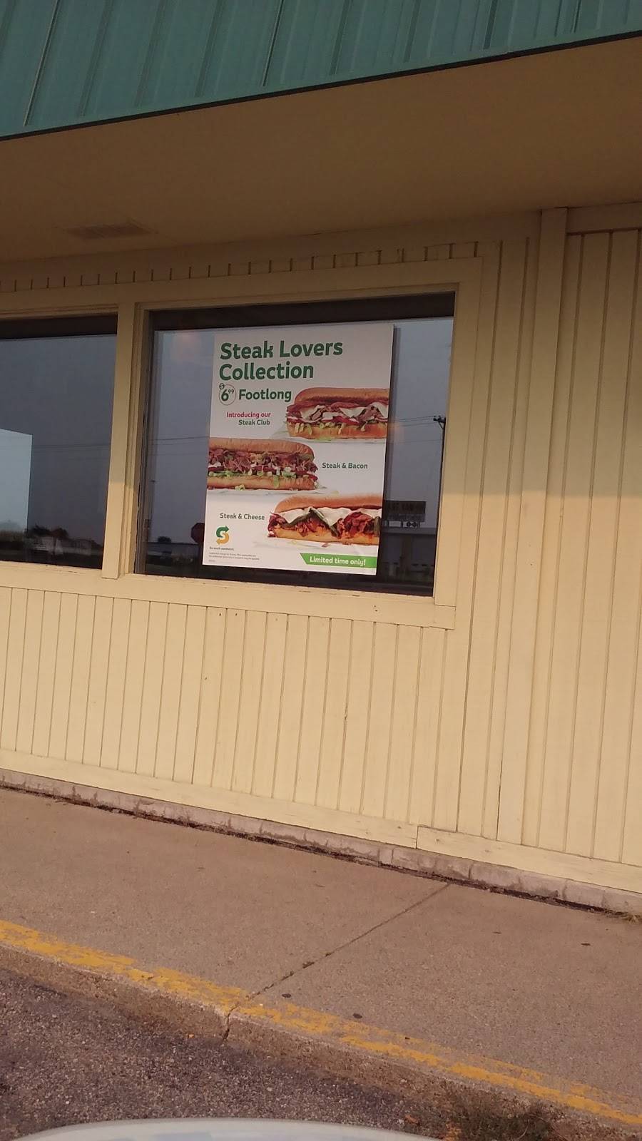 Subway | meal takeaway | 905 Rd B, Henderson, NE 68371, USA | 4027235470 OR +1 402-723-5470