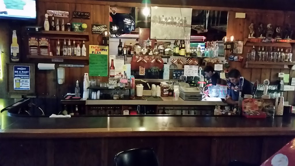 Red Feather Bar and Liquor Store | restaurant | 211 E Flaming Gorge Way, Green River, WY 82935, USA | 3078756625 OR +1 307-875-6625