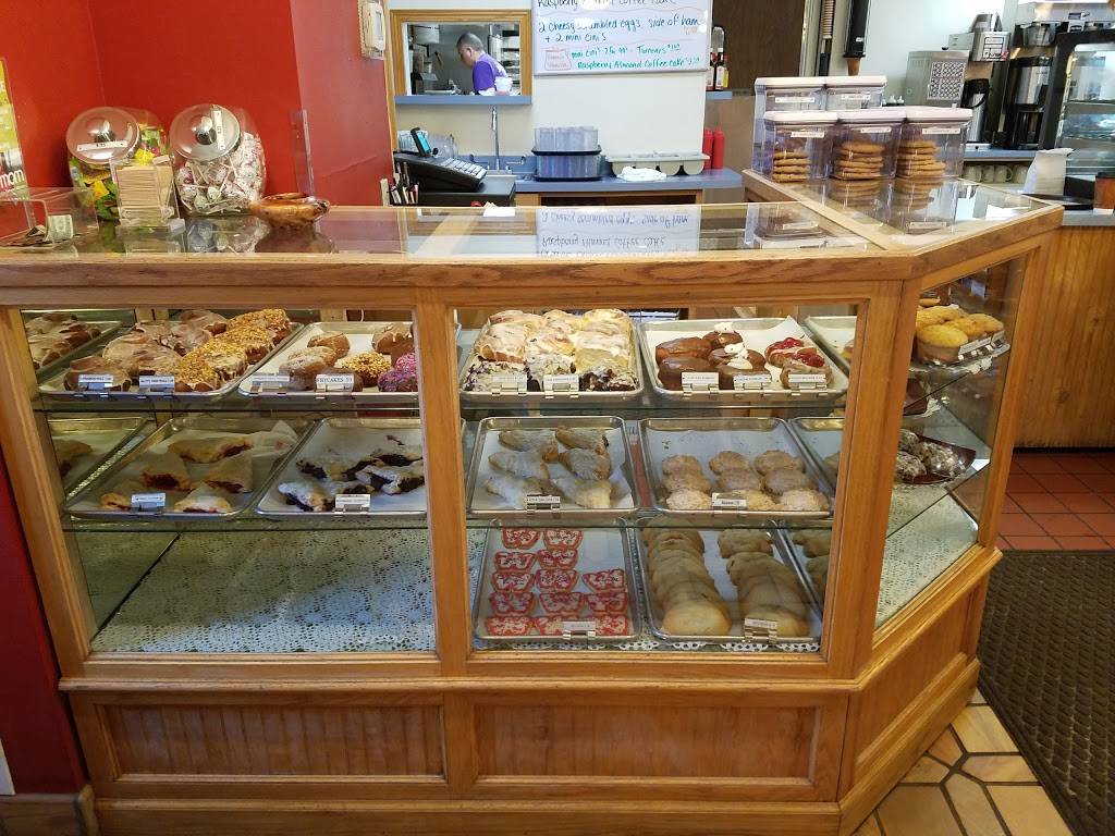 Cs Restaurant & Bakery | restaurant | 2550 Allen Blvd, Middleton, WI 53562, USA | 6088364700 OR +1 608-836-4700