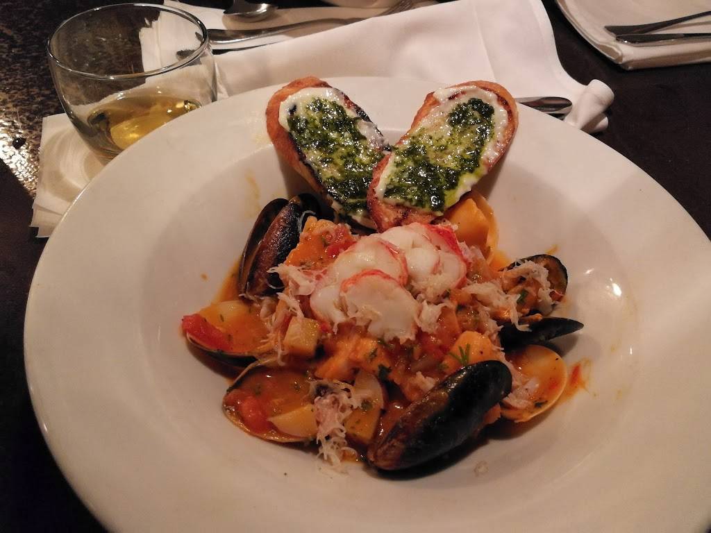 School House Restaurant & Tavern | meal takeaway | 1018 S Frankwood Ave, Sanger, CA 93657, USA | 5597873271 OR +1 559-787-3271