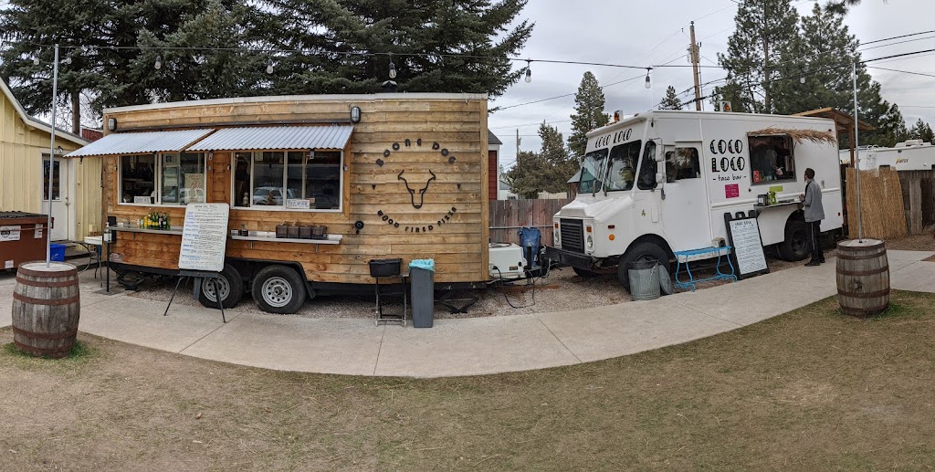 Coco Loco Taco Bar | restaurant | 223 E Hood Ave, Sisters, OR 97759, USA | 4588998125 OR +1 458-899-8125