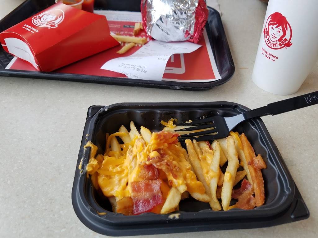 Wendys | restaurant | 4694 W River Dr NE, Comstock Park, MI 49321, USA | 6167853990 OR +1 616-785-3990