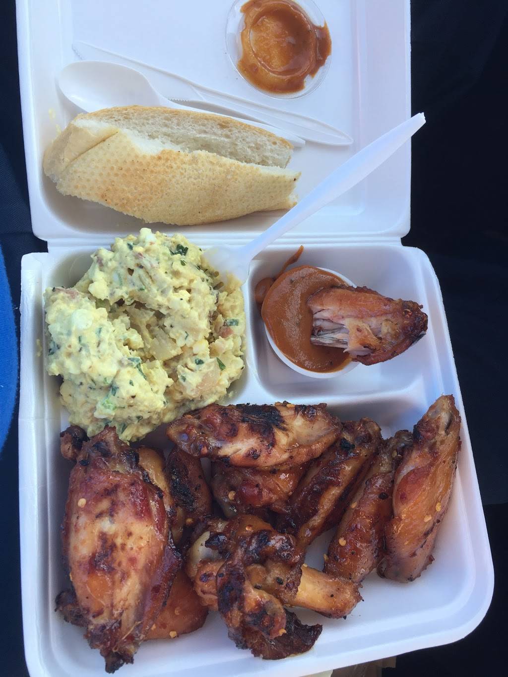 Walkers BBQ | restaurant | 10828 Hayne Blvd, New Orleans, LA 70127, USA | 5042418227 OR +1 504-241-8227