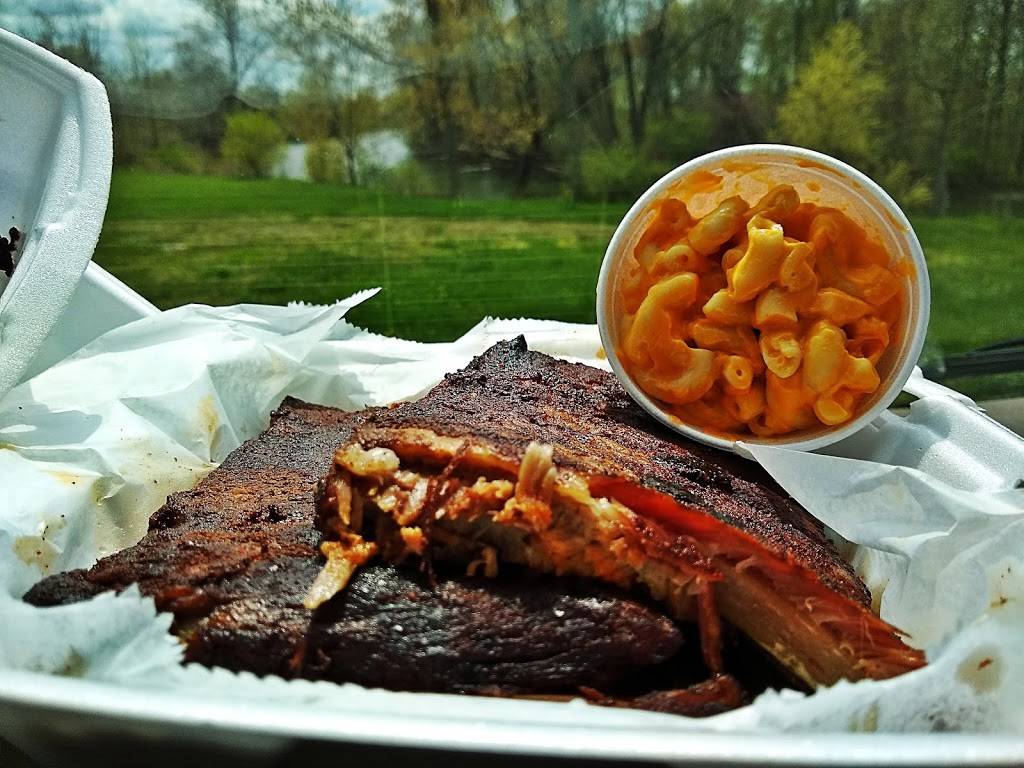 Huron River Inn | restaurant | 22401 Huron River Dr, Rockwood, MI 48173, USA | 7342364917 OR +1 734-236-4917