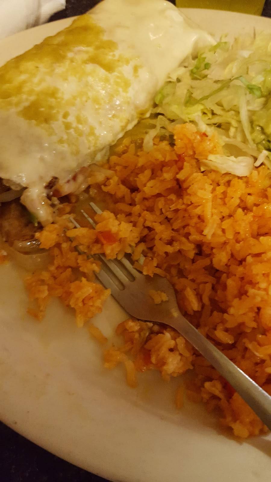 Mi Pueblito | restaurant | 103 N 1st St, Winterset, IA 50273, USA | 5154621640 OR +1 515-462-1640