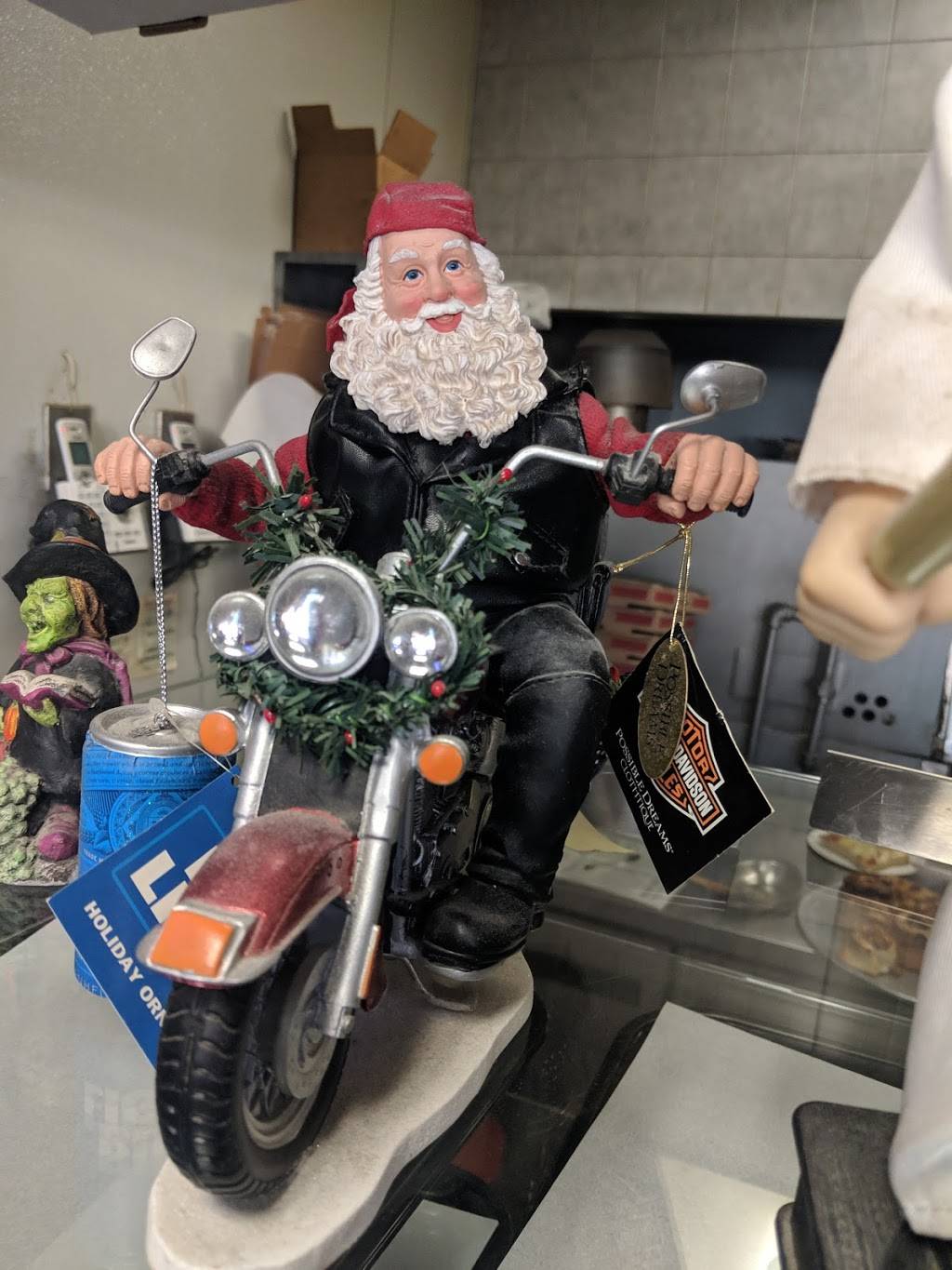 Tarallos Pizza | restaurant | 1700 Washington Ave, Seaford, NY 11783, USA | 5162216995 OR +1 516-221-6995