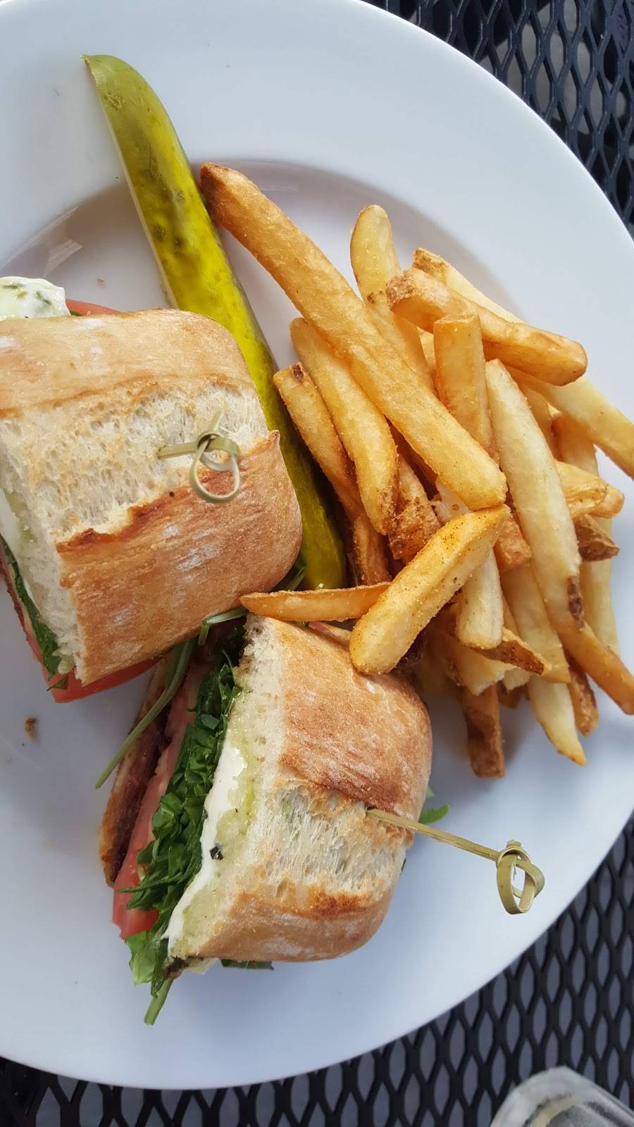 Iron Hill Brewery and Restaurant | restaurant | 13107 Town Center Blvd, Voorhees Township, NJ 08043, USA | 8565459009 OR +1 856-545-9009