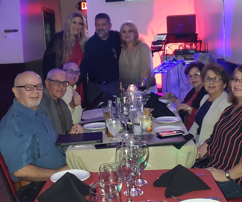 at pipos | restaurant | 2114 W 68th St, Hialeah, FL 33016, USA | 3055120507 OR +1 305-512-0507