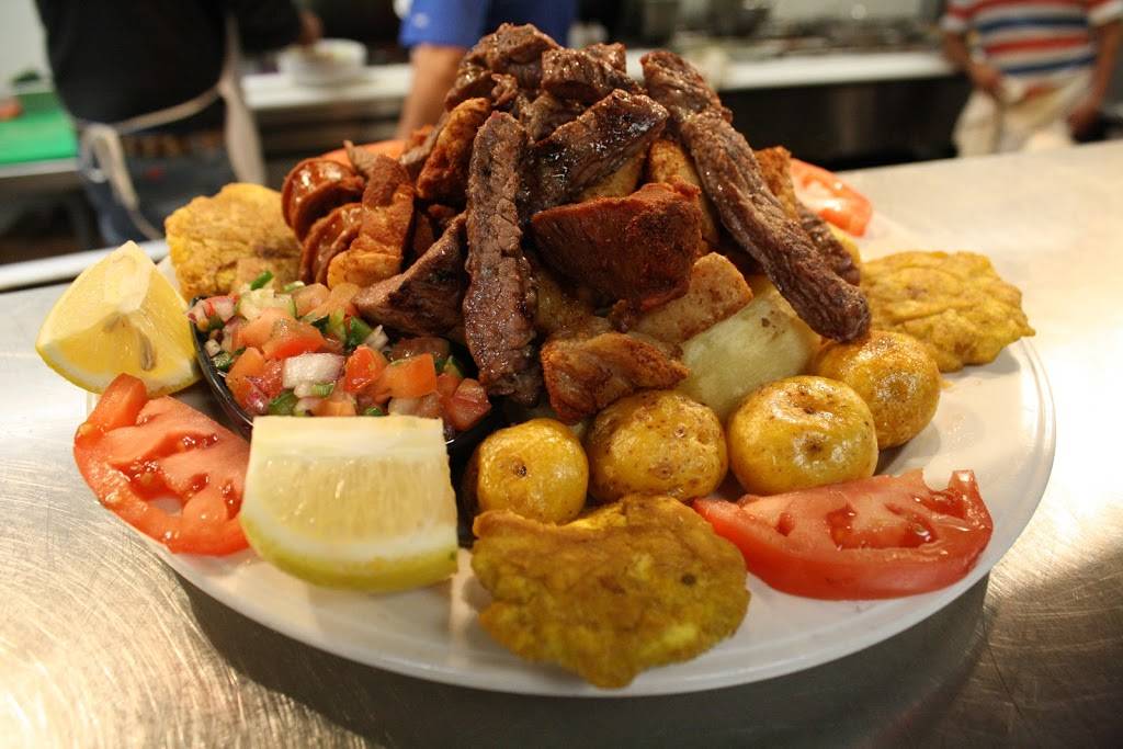 Latino Bar & Grill | restaurant | 3430 S Arlington Rd, Akron, OH 44312, USA | 3305634829 OR +1 330-563-4829