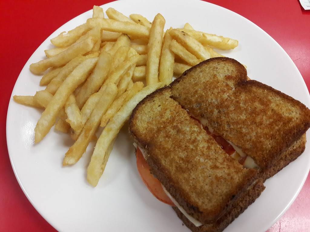 Yannis Family Restaurant | restaurant | 850 S Valley Forge Rd # 10, Lansdale, PA 19446, USA | 2154123373 OR +1 215-412-3373