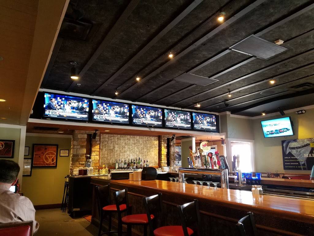 Chilis Grill & Bar | meal takeaway | 1570 Dogwood Dr SE, Conyers, GA 30013, USA | 7706021301 OR +1 770-602-1301