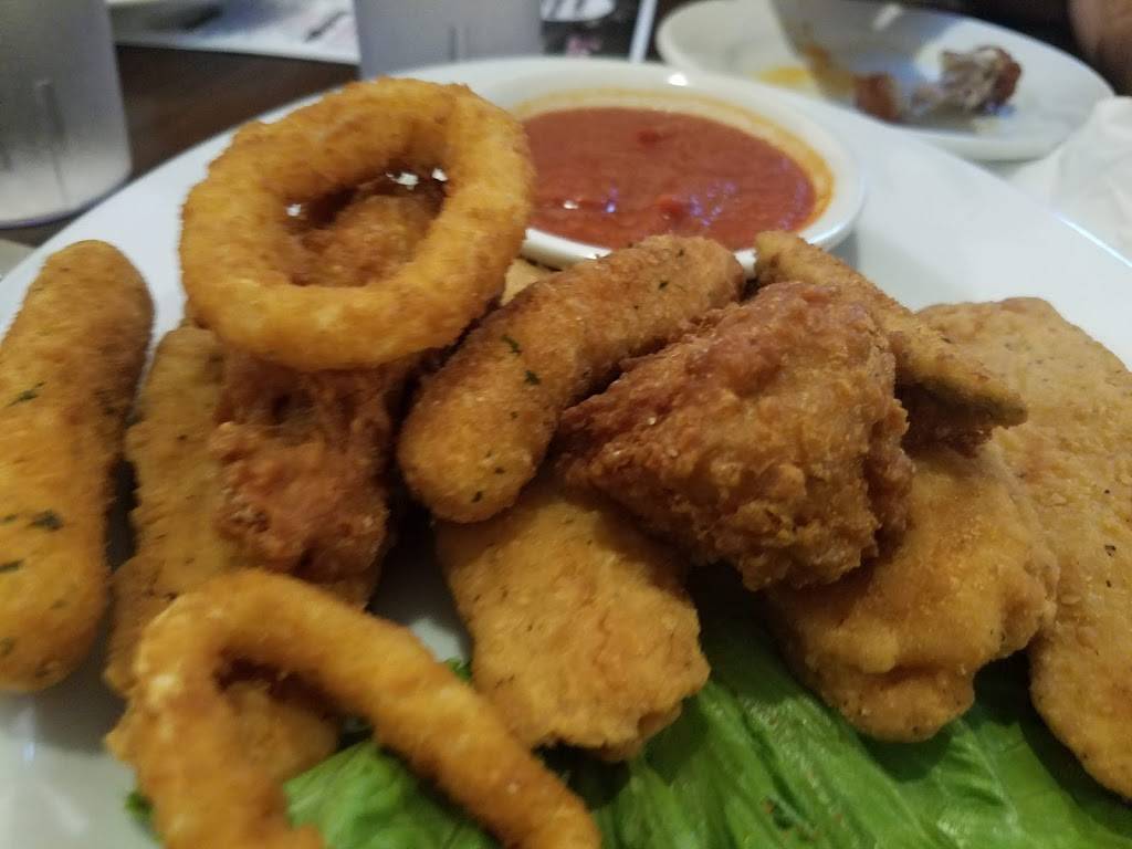 Grandmas Pizza | restaurant | 2551 Amsterdam Ave, New York, NY 10033, USA | 2129274895 OR +1 212-927-4895