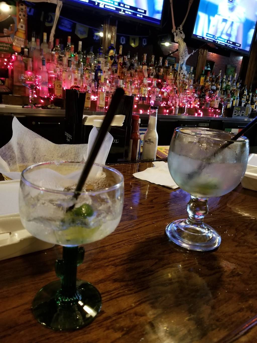 Casa Real Inc | restaurant | 21 S Washington St, Oxford, MI 48371, USA | 2489692801 OR +1 248-969-2801