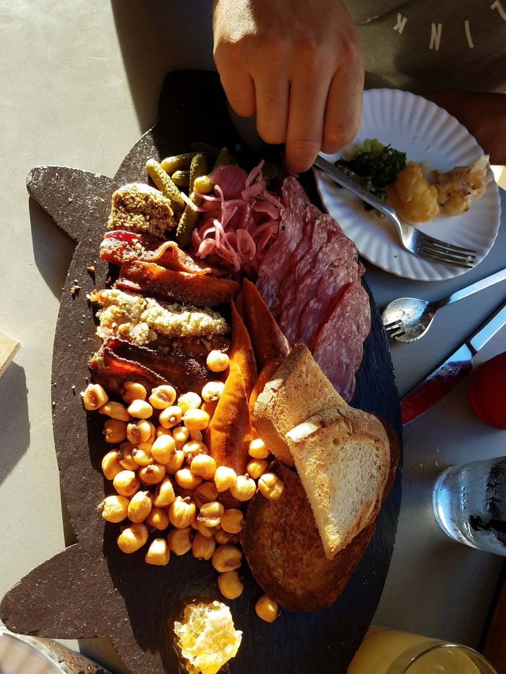 Saint Marc - American Cuisine & Pub | restaurant | 21058 Pacific Coast Hwy, Huntington Beach, CA 92648, USA | 7143741101 OR +1 714-374-1101