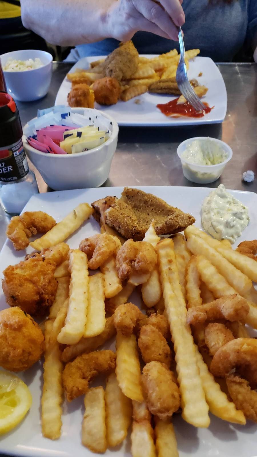 Tallahatchie Gourmet | restaurant | 119 W Main St, New Albany, MS 38652, USA | 6625343250 OR +1 662-534-3250