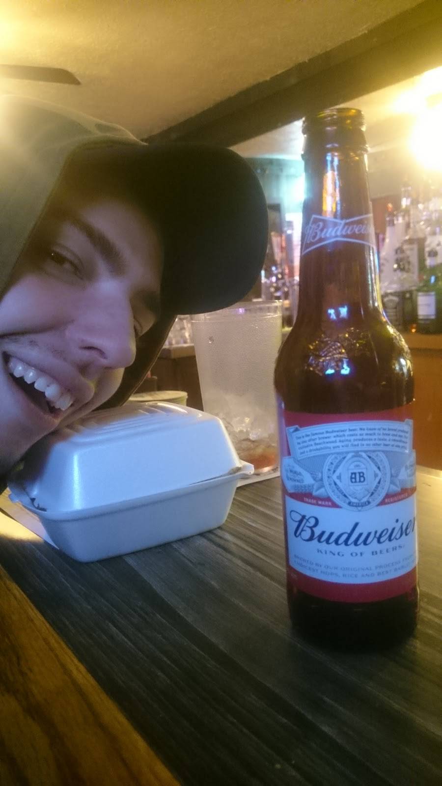 Yankee Lake | restaurant | 1900 OH-7, Brookfield Township, OH 44403, USA | 3304488866 OR +1 330-448-8866