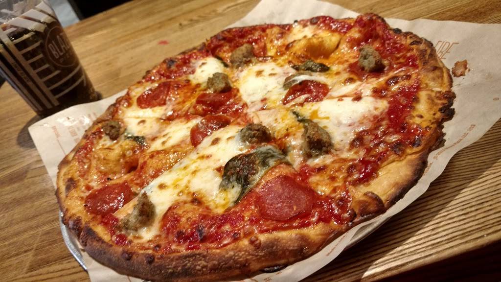 Blaze Pizza | meal takeaway | 65 NJ-4, Paramus, NJ 07652, USA | 2012443495 OR +1 201-244-3495