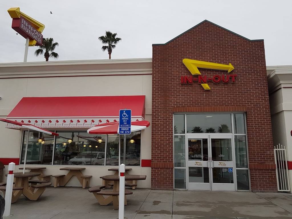 In-N-Out Burger | restaurant | 641 Leavesley Rd, Gilroy, CA 95020, USA | 8007861000 OR +1 800-786-1000