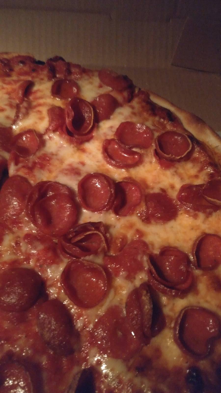 Popular Pizza | restaurant | 24 Olney St, Seekonk, MA 02771, USA | 5083368048 OR +1 508-336-8048