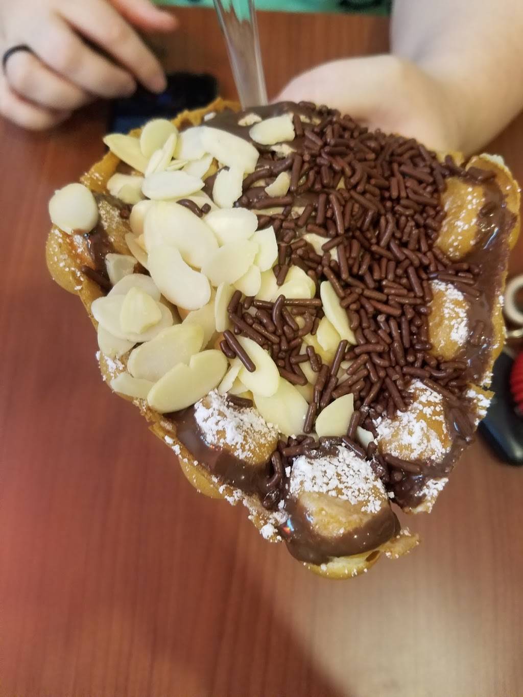 Joury Ice Cream & Cafe | cafe | 457 Avalon Park S Blvd #200, Orlando, FL 32828, USA | 3218044957 OR +1 321-804-4957