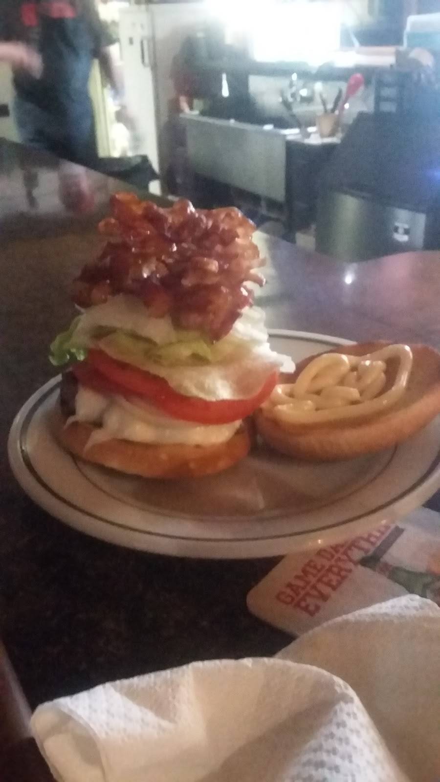 Clayts Corner Tavern | restaurant | 400 W Market St, Trevorton, PA 17881, USA | 5707973349 OR +1 570-797-3349