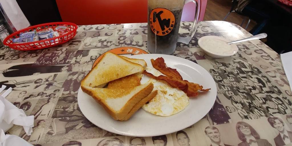 K N Root Beer Drive In | restaurant | 1108 Cypress St, Graham, TX 76450, USA | 9405492247 OR +1 940-549-2247