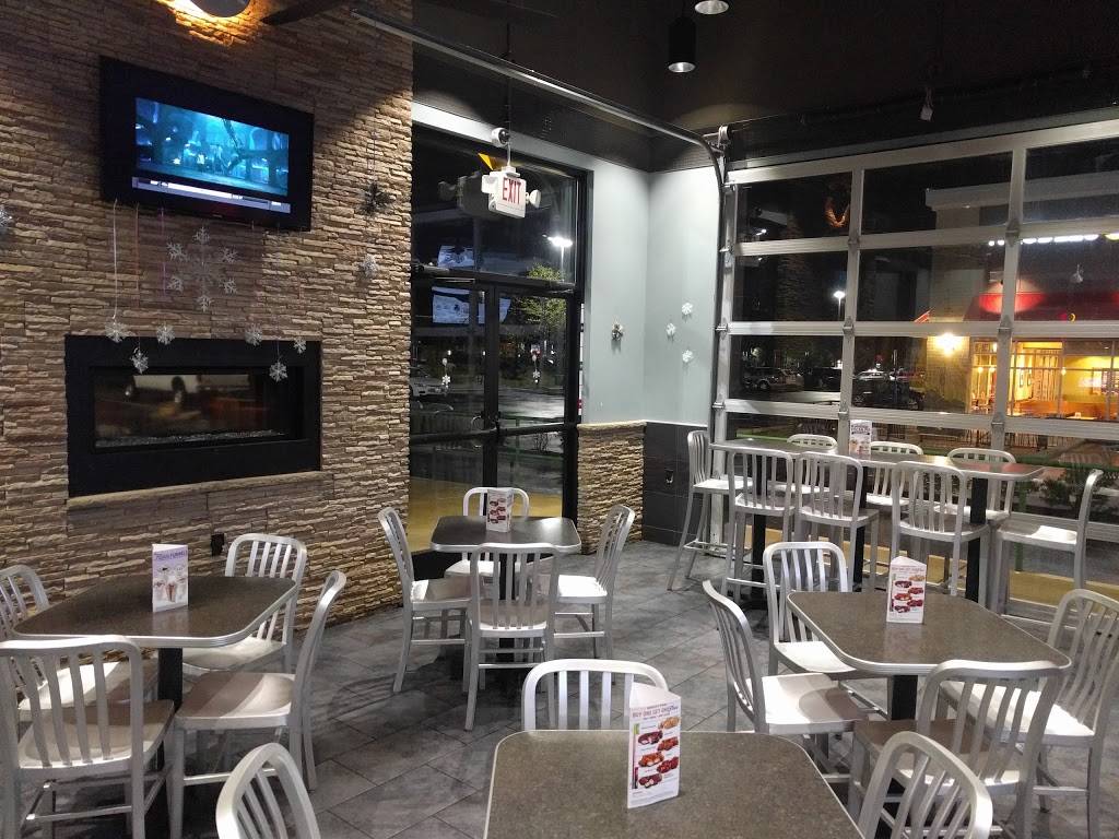 Sonic Drive-In | restaurant | 46350 Lexington Village Way, Lexington Park, MD 20653, USA | 2408950105 OR +1 240-895-0105