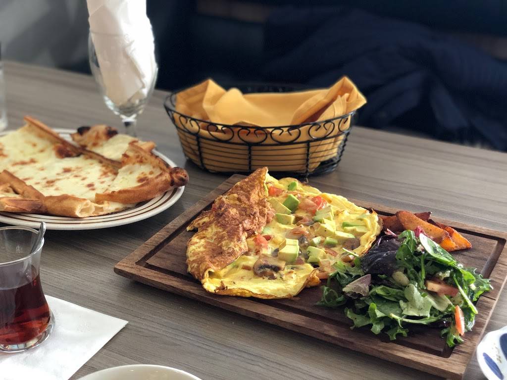 Kervan | restaurant | 1811 Emmons Ave, Brooklyn, NY 11223, USA | 7185136585 OR +1 718-513-6585